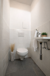 WC - Pronájem bytu 2+kk v osobním vlastnictví 42 m², Praha 5 - Stodůlky