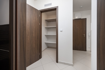 Pronájem bytu 1+kk v osobním vlastnictví 48 m², Praha 6 - Ruzyně