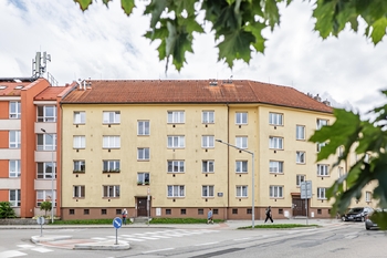 Budova. - Pronájem bytu 1+kk v osobním vlastnictví 27 m², Jindřichův Hradec