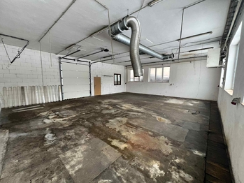 Pronájem výrobních prostor 454 m², Měřín