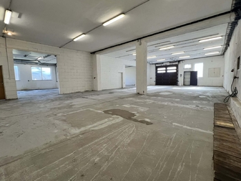 Pronájem výrobních prostor 454 m², Měřín