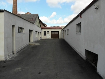 Pronájem výrobních prostor 454 m², Měřín