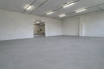 Pronájem výrobních prostor 454 m², Měřín