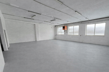 Pronájem výrobních prostor 454 m², Měřín