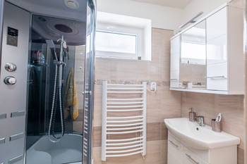 Prodej domu 174 m², Štítary