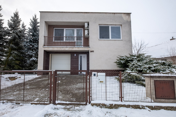 Prodej domu 174 m², Štítary