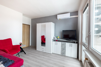 Prodej domu 174 m², Štítary