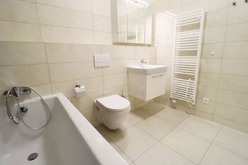 Pronájem bytu 2+kk v osobním vlastnictví 70 m², Praha 4 - Modřany