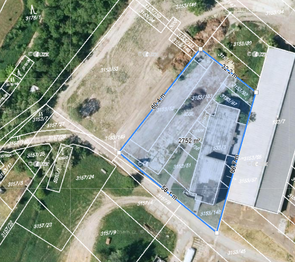 Prodej výrobních prostor 1500 m², Uherčice