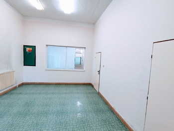 Prodej výrobních prostor 1500 m², Uherčice