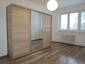 Pronájem bytu 2+1 v osobním vlastnictví 49 m², Kladno
