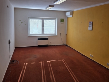 Pronájem kancelářských prostor 27 m², Žermanice