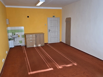 Pronájem kancelářských prostor 27 m², Žermanice