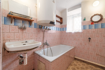 Prodej domu 168 m², Letiny