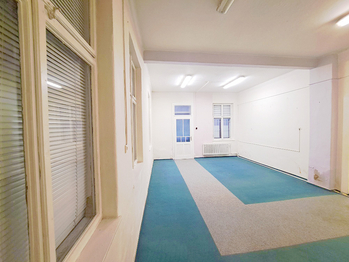 Pronájem skladovacích prostor 185 m², Železný Brod