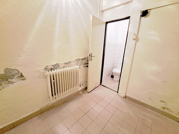 Pronájem skladovacích prostor 185 m², Železný Brod