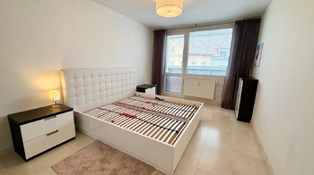 Pronájem bytu 3+kk v osobním vlastnictví 77 m², Praha 10 - Strašnice