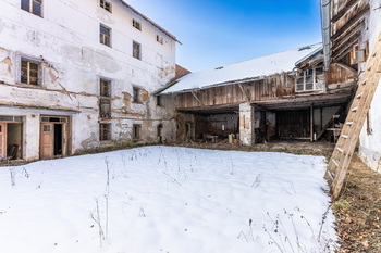 Prodej domu 614 m², Chvalkovice