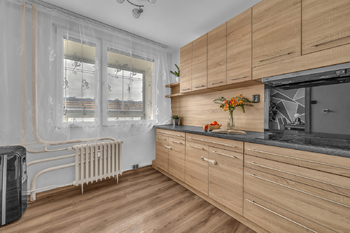 Prodej bytu 3+1 v osobním vlastnictví 78 m², Praha 9 - Střížkov