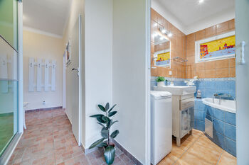 Pronájem bytu 2+kk v osobním vlastnictví 51 m², Praha 4 - Podolí