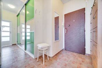 Pronájem bytu 2+kk v osobním vlastnictví 51 m², Praha 4 - Podolí