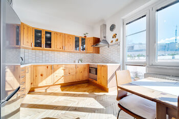 Pronájem bytu 2+kk v osobním vlastnictví 51 m², Praha 4 - Podolí