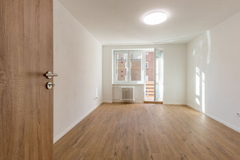 Pronájem bytu 2+1 v osobním vlastnictví 58 m², Litvínov