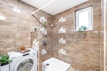 Prodej domu 300 m², Damnice