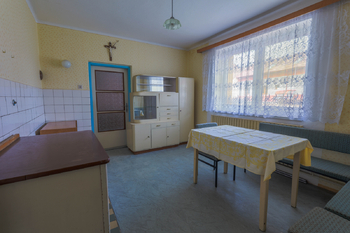 Prodej domu 210 m², Louka