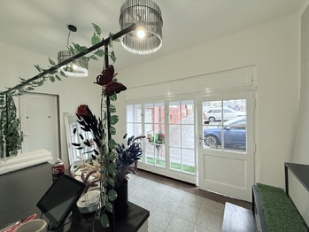 Pronájem obchodních prostor 19 m², Praha 6 - Střešovice