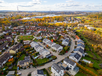 Pronájem domu 240 m², Praha 9 - Hostavice