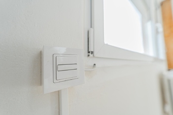 el. ovládání rolet - Pronájem bytu 3+1 v osobním vlastnictví 68 m², Kladno