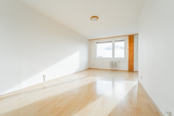 obývací pokoj - Pronájem bytu 3+1 v osobním vlastnictví 68 m², Kladno