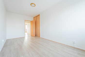 dětský pokoj se skříní - Pronájem bytu 3+1 v osobním vlastnictví 68 m², Kladno