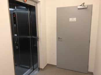 Prodej garážového stání 1548 m², Praha 9 - Čakovice