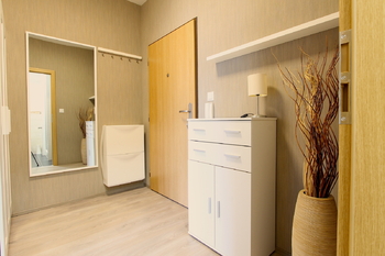 Prodej bytu 1+kk v osobním vlastnictví 36 m², Praha 9 - Čakovice