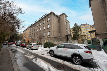 Prodej bytu 2+kk v osobním vlastnictví 45 m², Praha 6 - Bubeneč