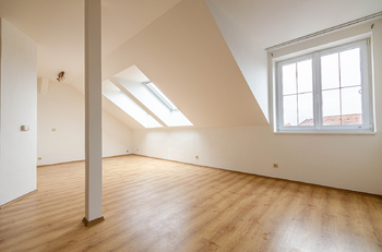 Pronájem bytu 4+kk v osobním vlastnictví 143 m², Golčův Jeníkov