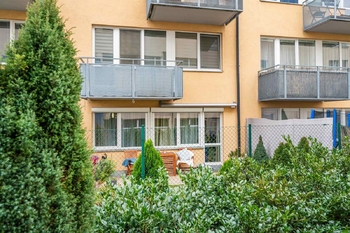 Prodej bytu 2+kk v osobním vlastnictví 52 m², Praha 9 - Hostavice