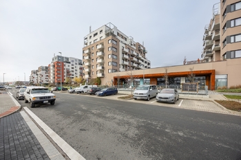 Pronájem bytu 1+kk v družstevním vlastnictví 32 m², Praha 10 - Dolní Měcholupy