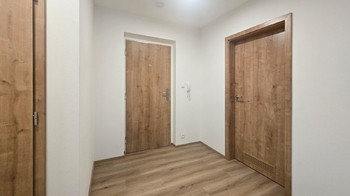 Předsíň - Pronájem bytu 4+kk v osobním vlastnictví 170 m², Brno