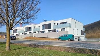 Čelní pohled na dům - Pronájem bytu 4+kk v osobním vlastnictví 170 m², Brno