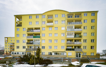 dům - Prodej bytu 1+kk v osobním vlastnictví 38 m², Klecany