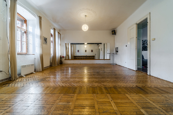 Prodej nájemního domu 561 m², Brno