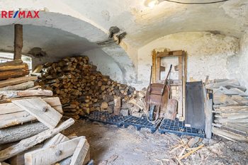 Prodej obchodních prostor 129 m², Milín