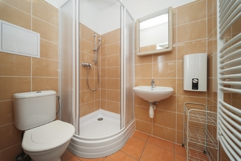 Prodej bytu 1+kk v osobním vlastnictví 30 m², Ostružná