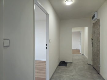 Pronájem bytu 3+kk v osobním vlastnictví 55 m², Praha 8 - Karlín