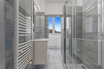 Koupelna - Pronájem bytu 1+1 v osobním vlastnictví 54 m², Ústí nad Labem