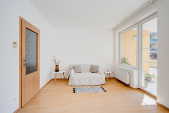 Obývací pokoj - Prodej bytu 3+kk v osobním vlastnictví 152 m², Brno