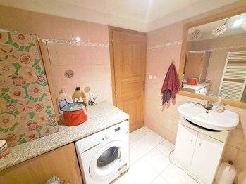 Prodej domu 120 m², Měňany